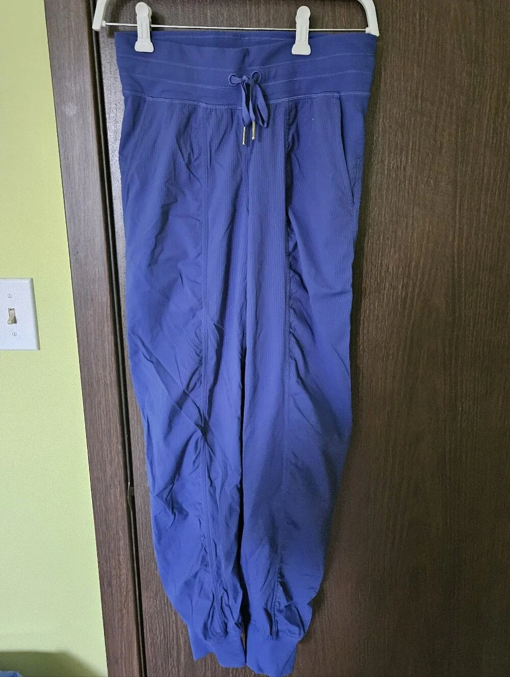 Women's Lululemon Dance Studio Joggers Size 4 Athletic Athleisure